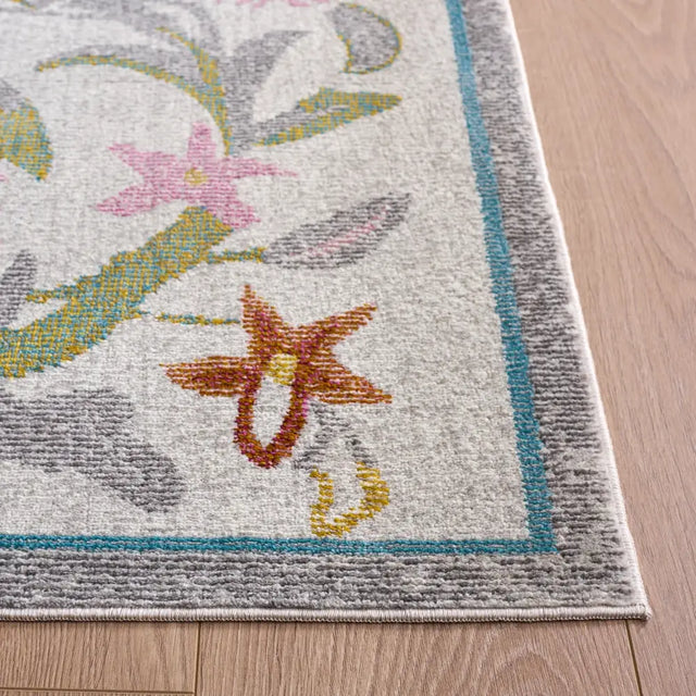 Safavieh Aria 5'-0" x 6'-7" Rug in Ivory / Grey