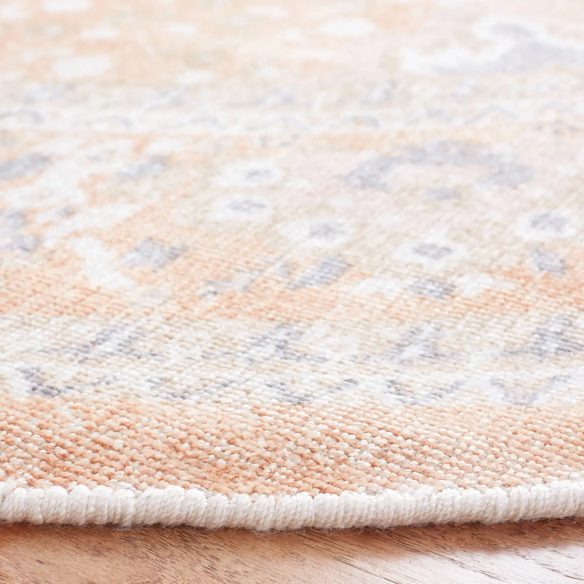 Safavieh Restoration Vintage 6'-0" x 6'-0" Rug in Rust / Orange