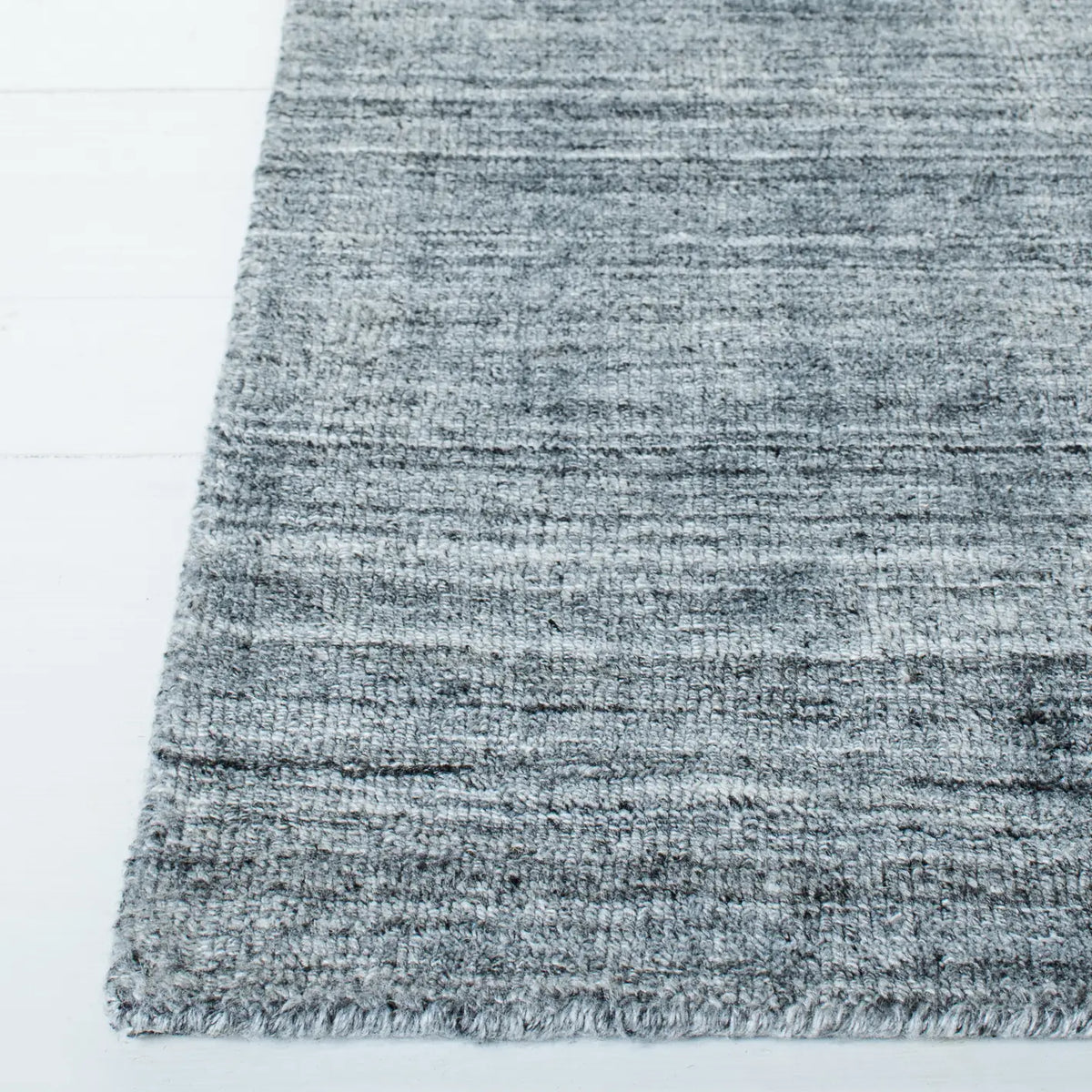 Safavieh Mirage 5'-0" x 8'-0" Rug in Grey