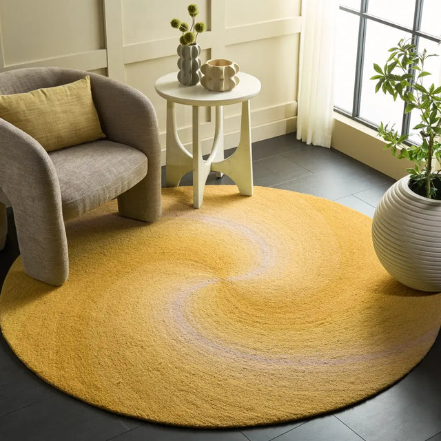 Safavieh Novelty 6'-0" x 6'-0" Rug in Gold / Grey