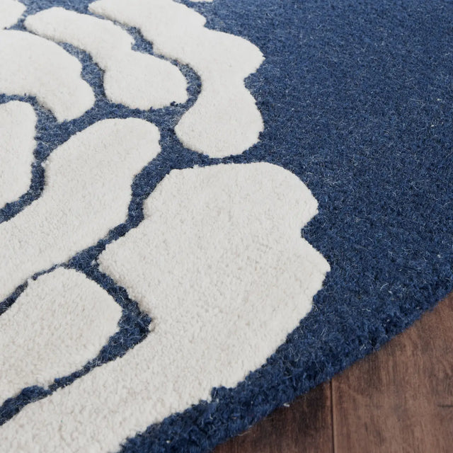 Safavieh Cambridge 6'-0" x 6'-0" Rug in Navy / Ivory