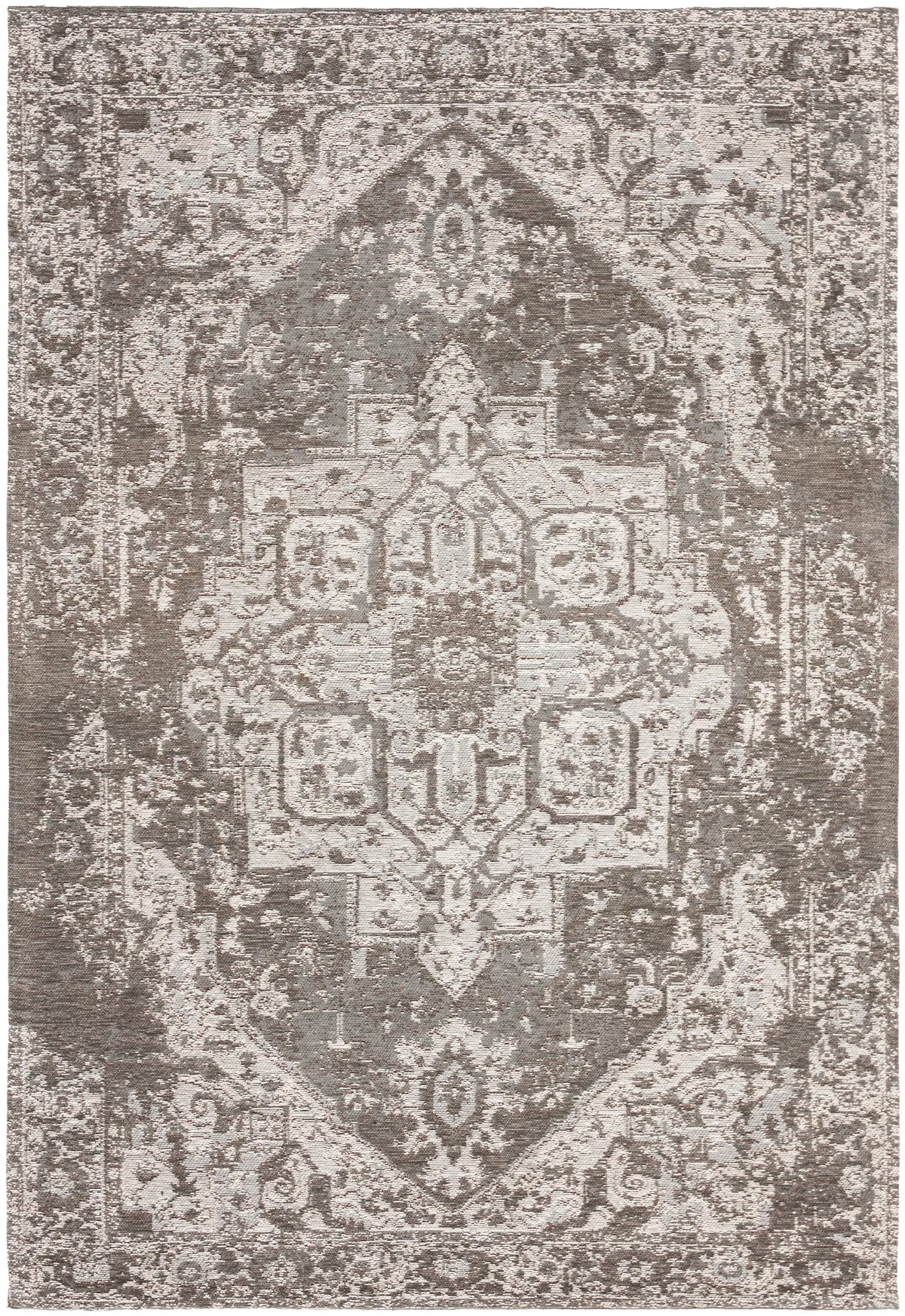 Safavieh Classic Vintage 4'-0" x 6'-0" Rug in Grey