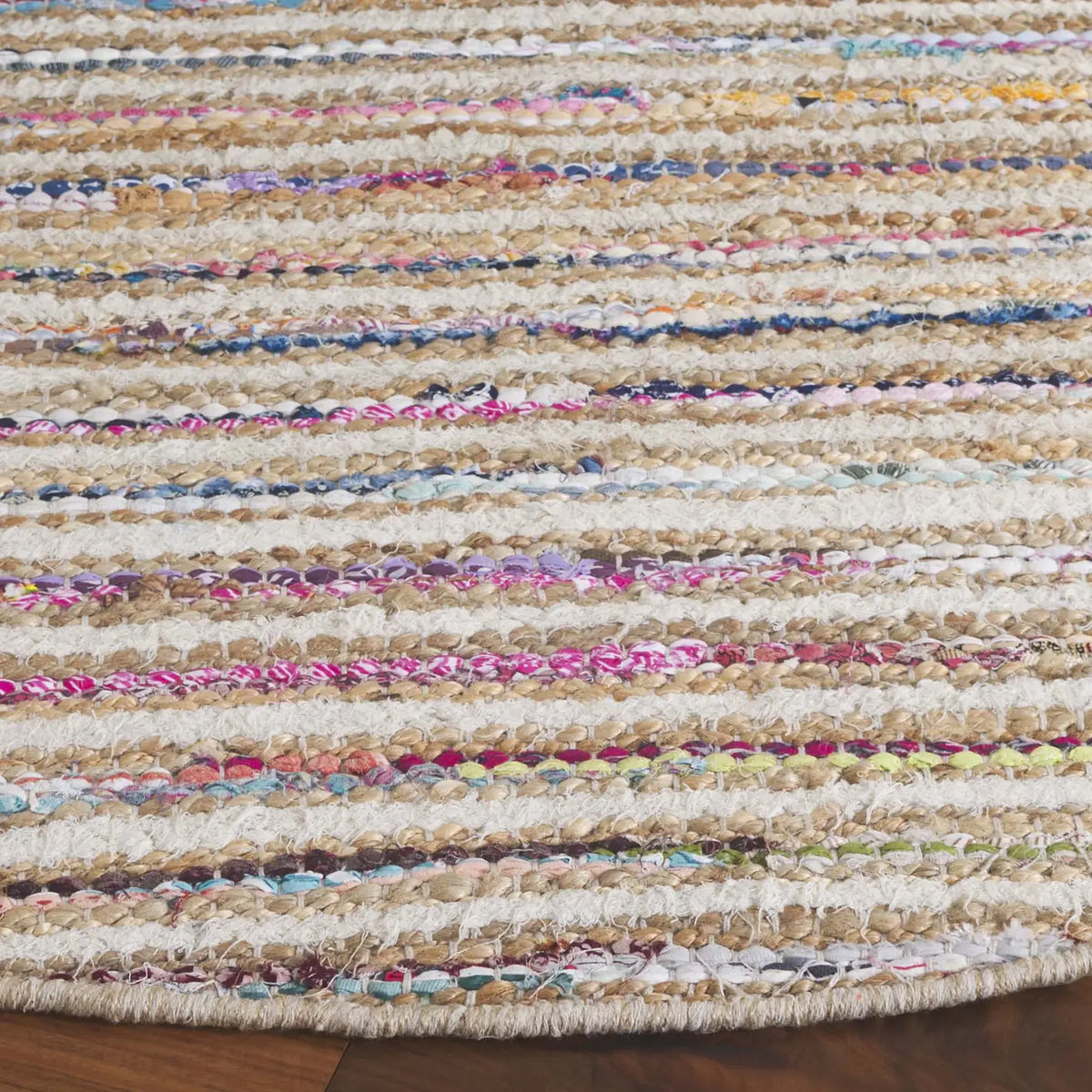 Safavieh Cape Cod 6'-0" x 6'-0" Rug in Natural / Rust