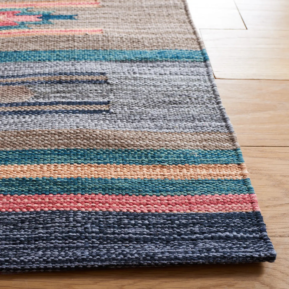 Safavieh Cotton Kilim 5'-0" x 8'-0" Rug in Grey / Olive