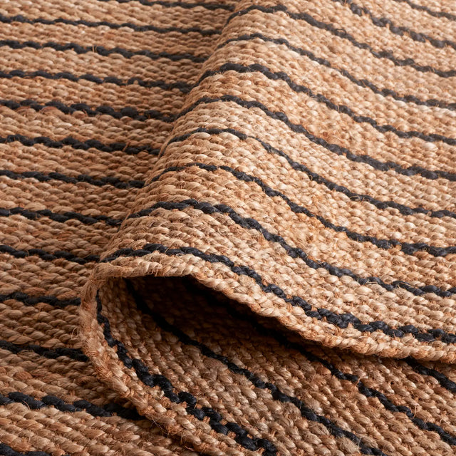 Safavieh Palm Beach 4'-0" x 6'-0" Rug in Natural / Black