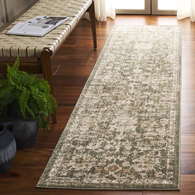 Safavieh Hazel 500 2'-2" x 7'-0" Rug in Green / Beige