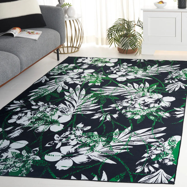 Safavieh Malibu 4'-0" x 6'-0" Rug in Black / Green