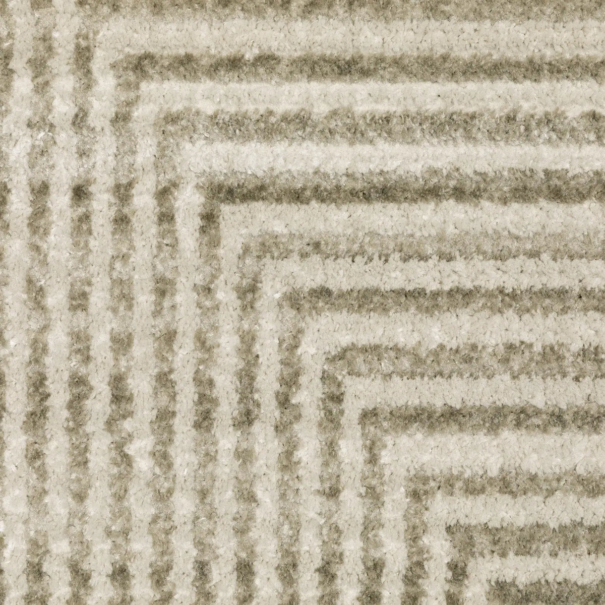 Oriental Weavers Bauer 4150E Beige/ Ivory Rug - room scene 2