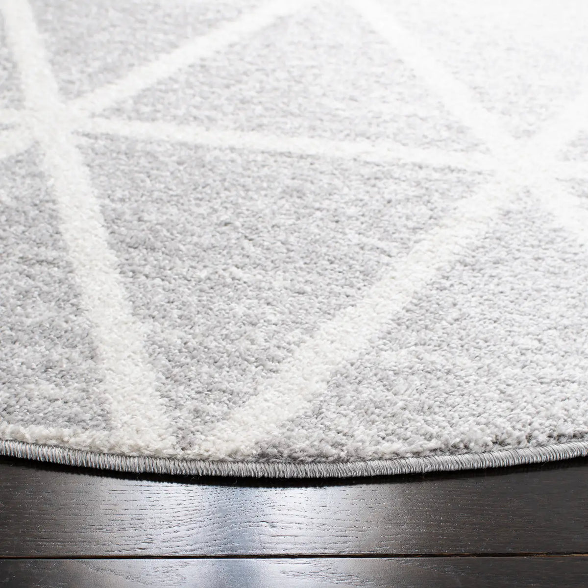 Safavieh Adirondack 6'-0" x 6'-0" Rug in Grey / Ivory