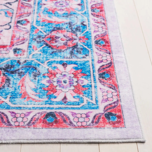 Safavieh Arizona 4'-0" x 6'-0" Rug in Ivory / Light Blue