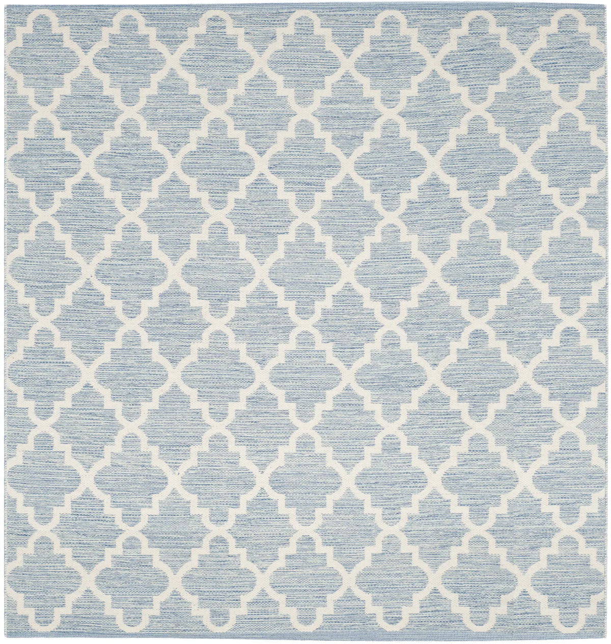 Safavieh Montauk 6'-0" x 6'-0" Rug in Light Blue / Ivory