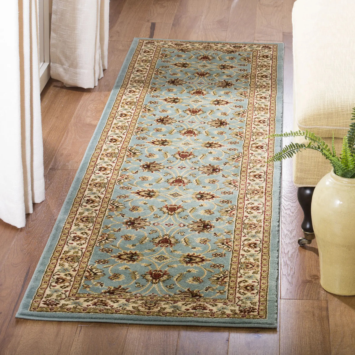 Safavieh Lyndhurst 2'-3" x 12'-0" Rug in Blue / Ivory