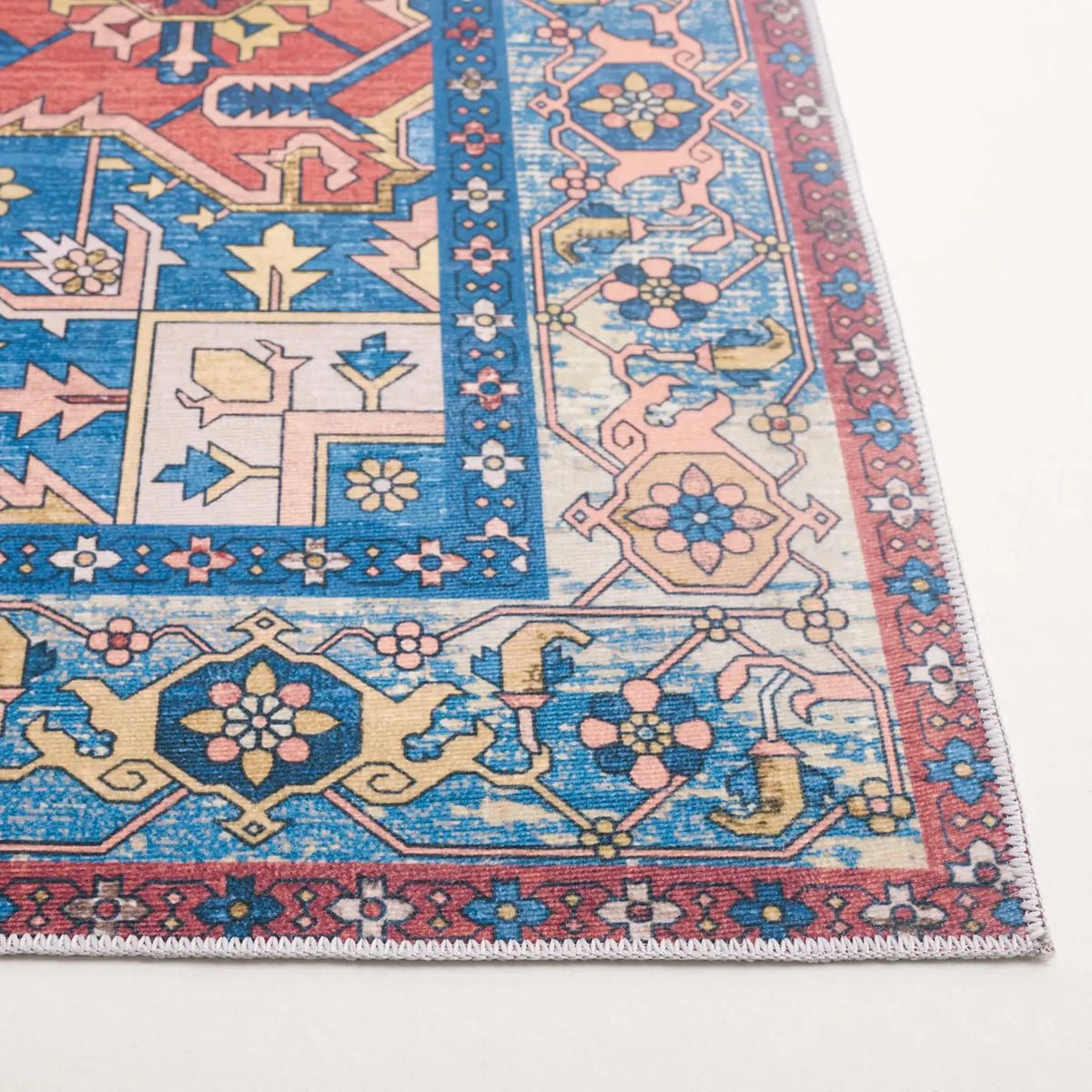 Safavieh Arizona 4'-0" x 6'-0" Rug in Rust / Beige