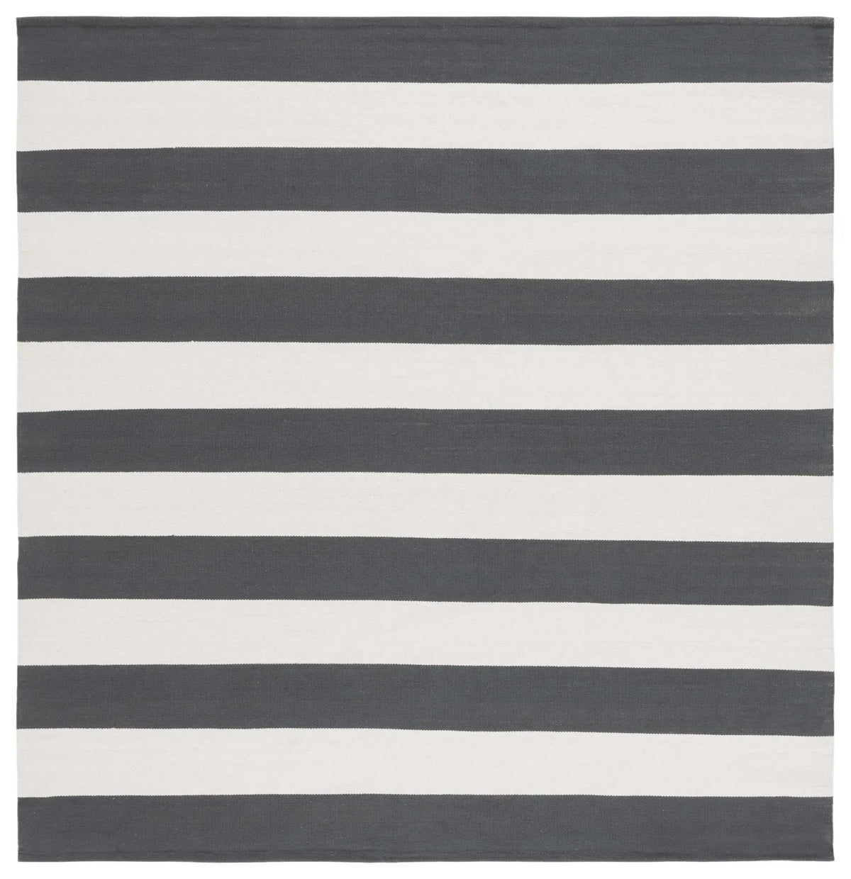 Safavieh Montauk 5'-0" x 5'-0" Rug in Grey / Ivory