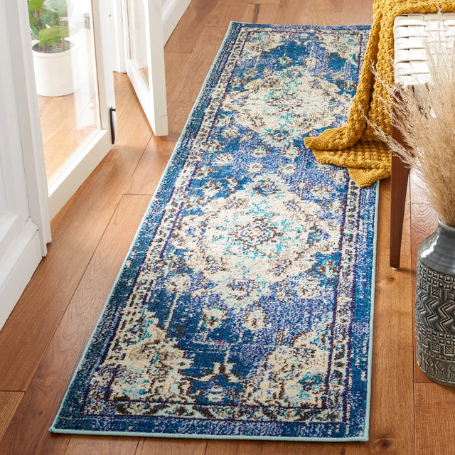 Safavieh Madison 2'-0" x 8'-0" Rug in Navy / Ivory