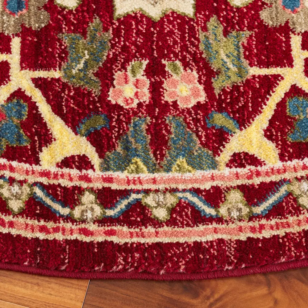 Safavieh Kashan 6'-7" x 6'-7" Rug in Red / Beige