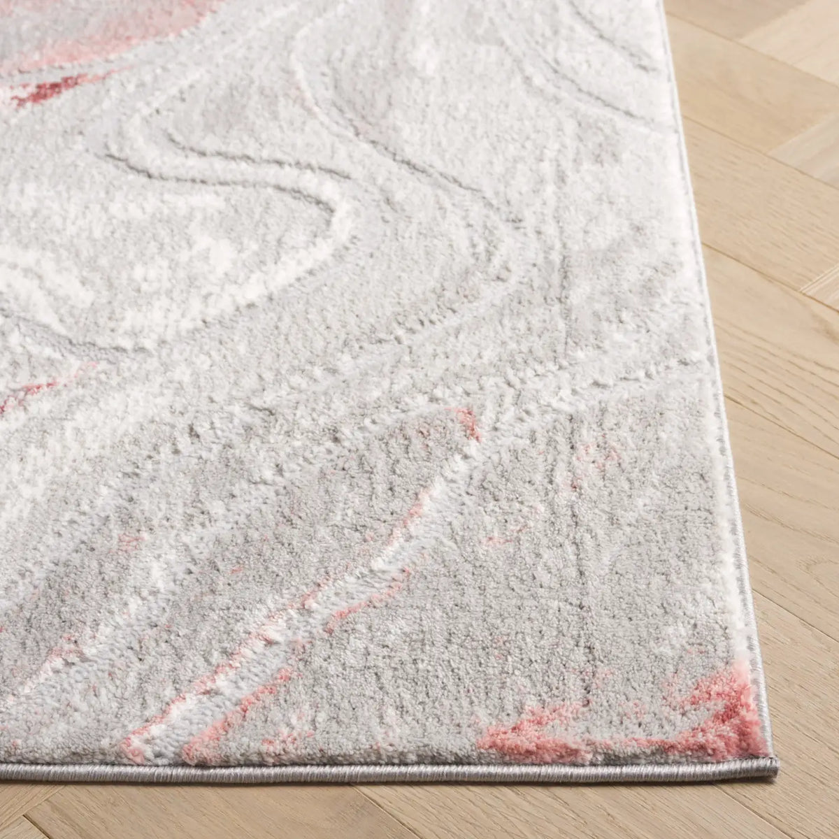 Safavieh Meadow 500 4'-0" x 6'-0" Rug in Light Grey / Pink