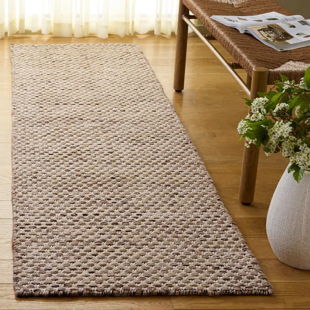 Safavieh Vermont 2'-3" x 8'-0" Rug in Sand / Ivory