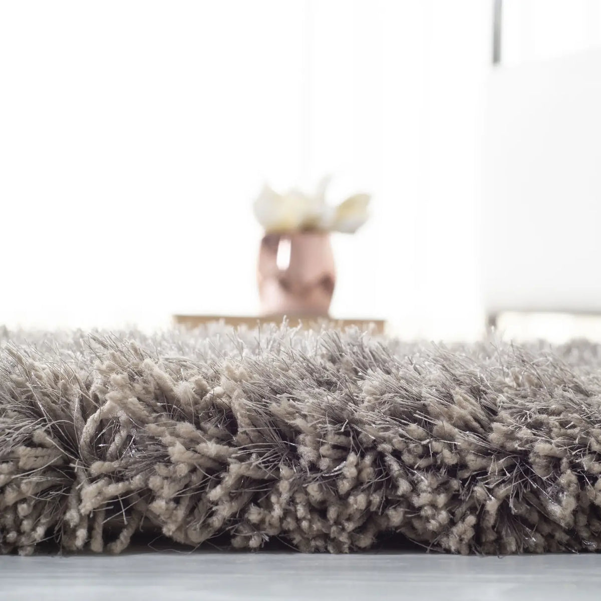 Safavieh Atlantic Shag 4'-0" x 6'-0" Rug in Grey