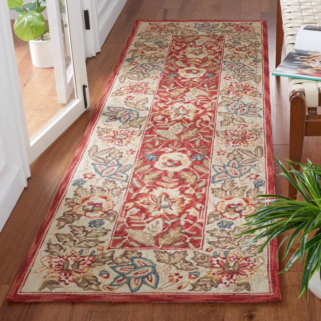 Safavieh Chelsea 2'-6" x 8'-0" Rug in Red / Ivory