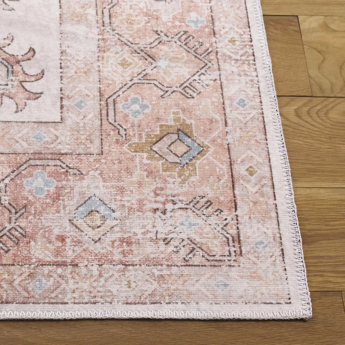 Safavieh Arizona 4'-0" x 6'-0" Rug in Rust / Beige