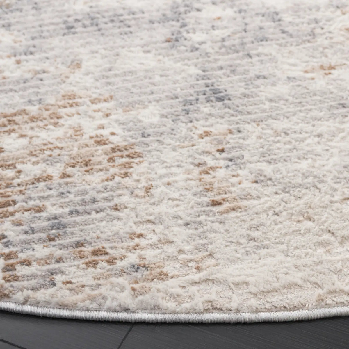 Safavieh Eternal 6'-7" x 6'-7" Rug in Ivory / Grey