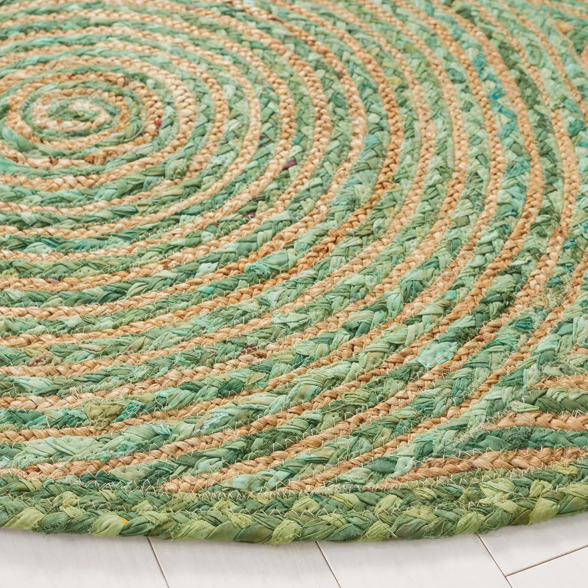 Safavieh Cape Cod 6'-0" x 6'-0" Rug in Green / Natural