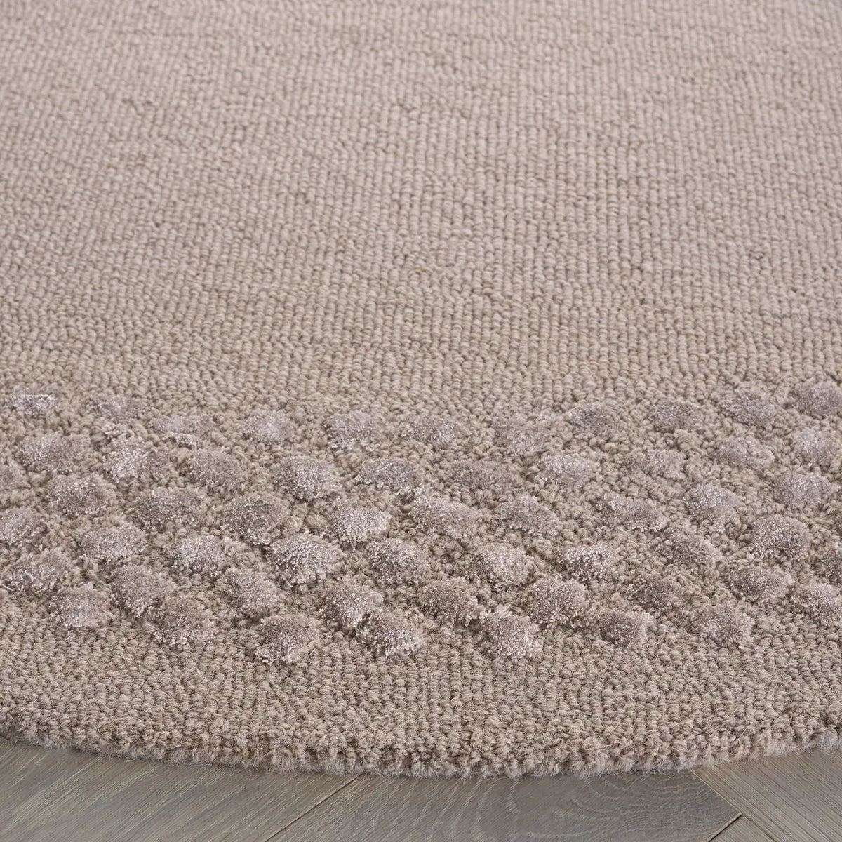 Safavieh Glamour 6'-0" x 6'-0" Rug in Beige