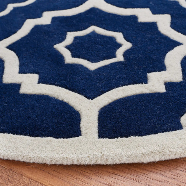 Safavieh Chatham 5'-0" x 5'-0" Rug in Dark Blue / Ivory