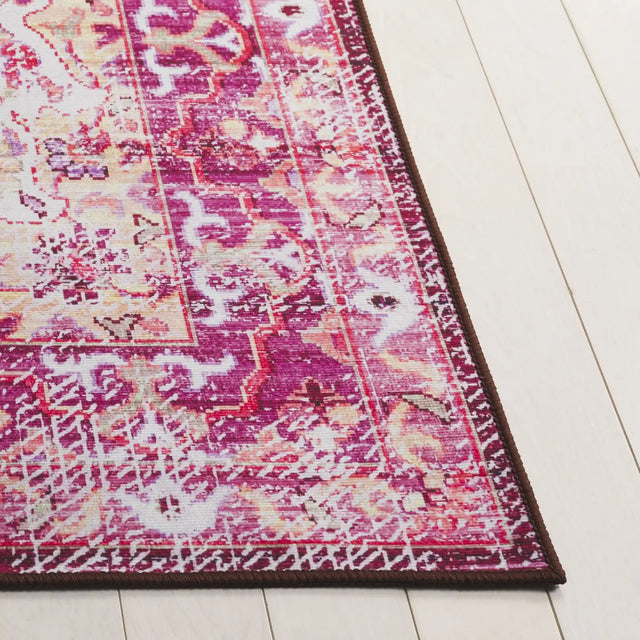 Safavieh Tucson 4'-0" x 6'-0" Rug in Burgundy / Pink