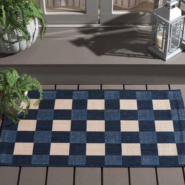 Safavieh Courtyard 2'-0" x 3'-7" Rug in Navy / Beige