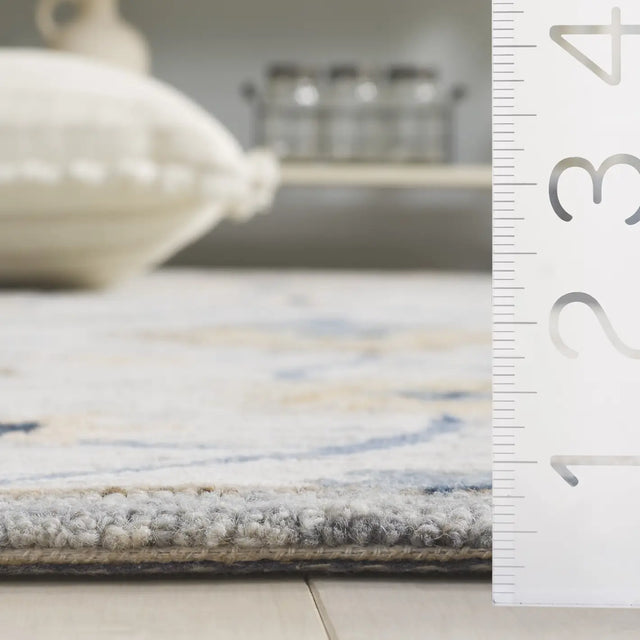 Safavieh Jardin 4'-0" x 6'-0" Rug in Grey / Blue