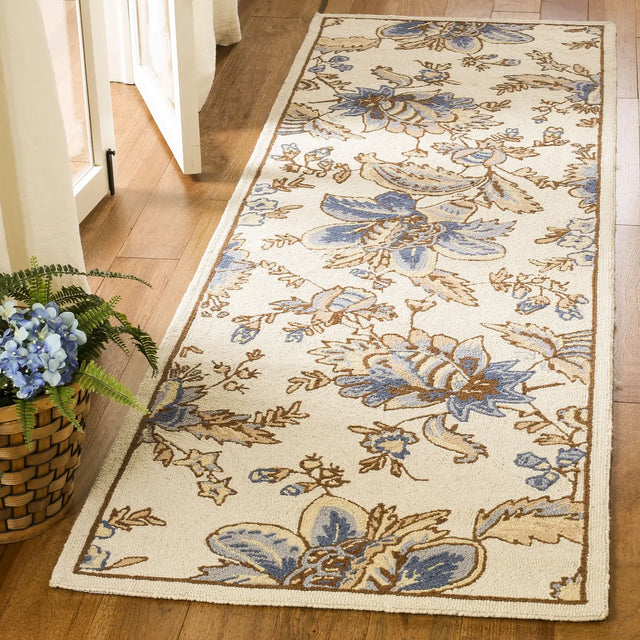 Safavieh Chelsea 2'-6" x 8'-0" Rug in Ivory