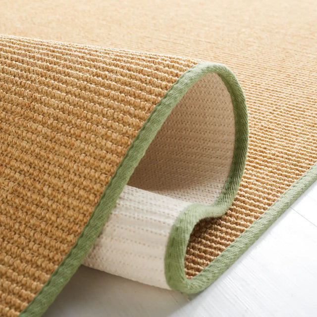 Safavieh Martha Stewart 4'-0" x 6'-0" Rug in Natural / Green