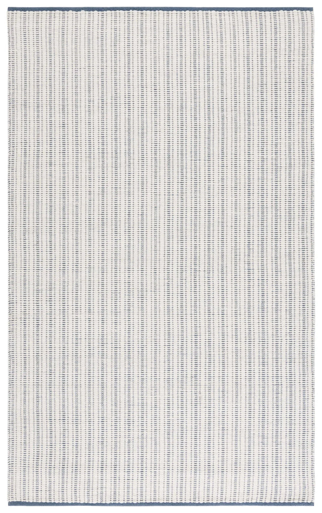 Safavieh Vermont 4'-0" x 6'-0" Rug in Light Blue