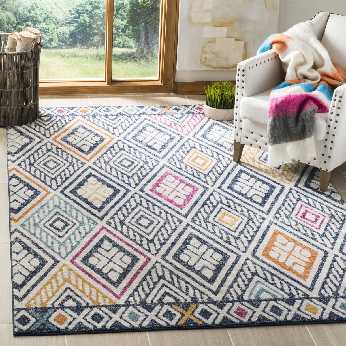 Safavieh Evoke 4'-0" x 6'-0" Rug in Navy / Ivory