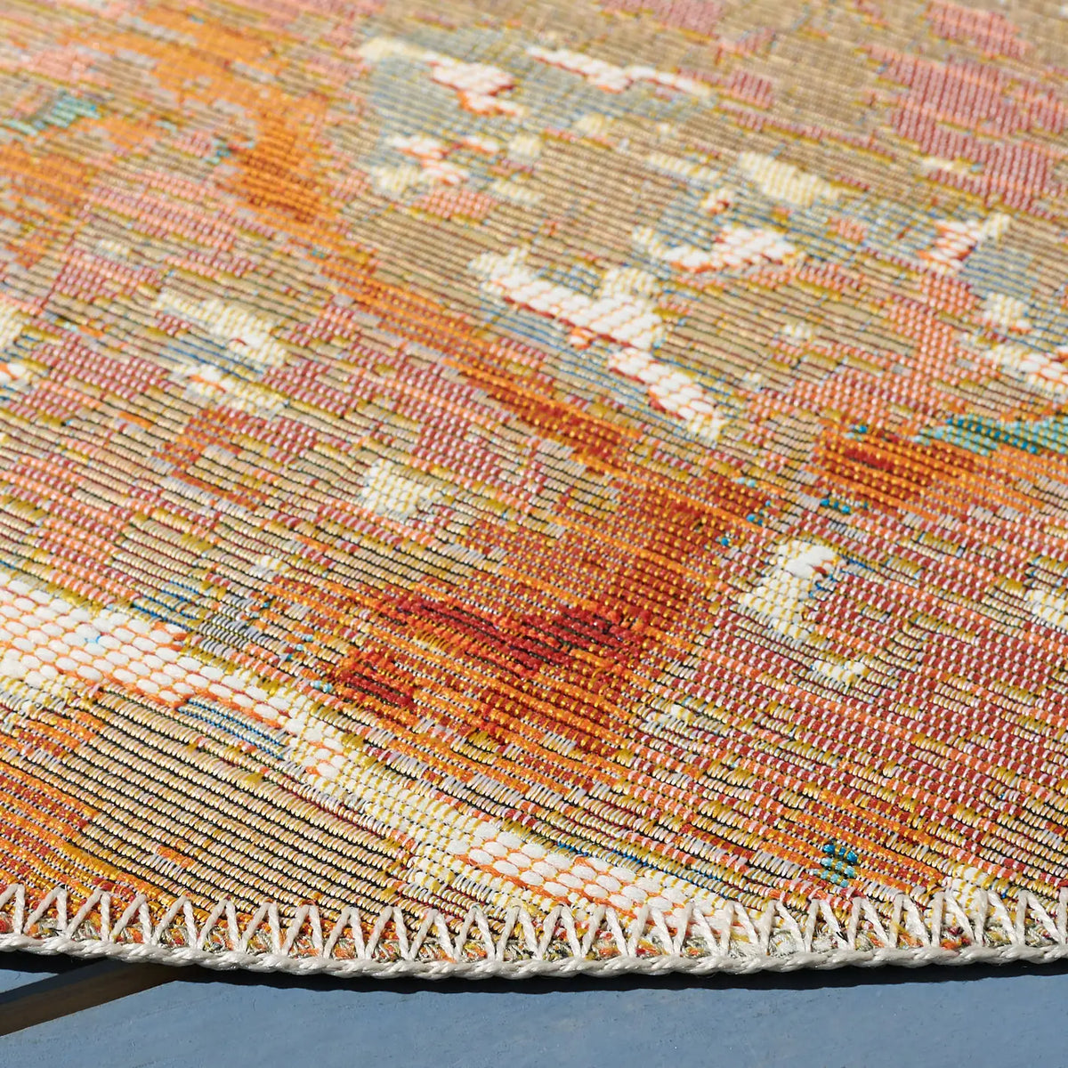 Safavieh Barbados 500 6'-6" x 6'-6" Rug in Gold / Blue