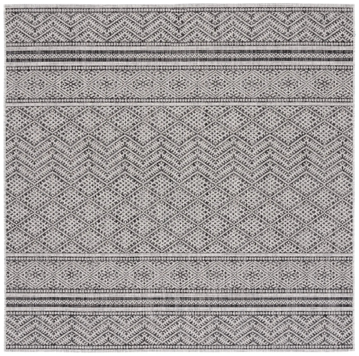 Safavieh Courtyard 6'-7" x 6'-7" Rug in Black / Grey
