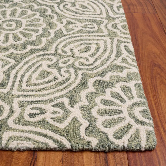 Safavieh Blossom 5'-0" x 8'-0" Rug in Grey / Ivory
