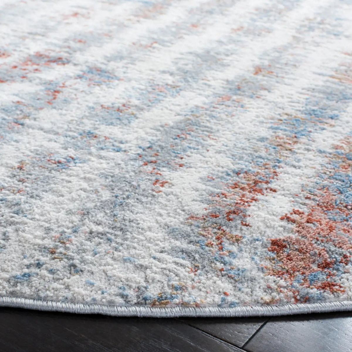 Safavieh Amelia 6'-7" x 6'-7" Rug in Grey / Rust
