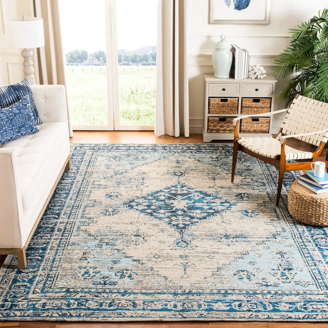 Safavieh Classic Vintage 6'-0" x 9'-0" Rug in Blue