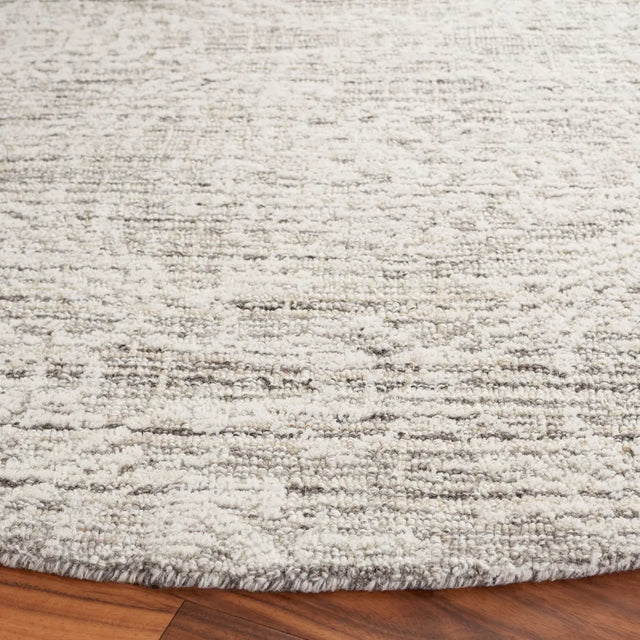Safavieh Ebony 6'-0" x 6'-0" Rug in Grey / Ivory