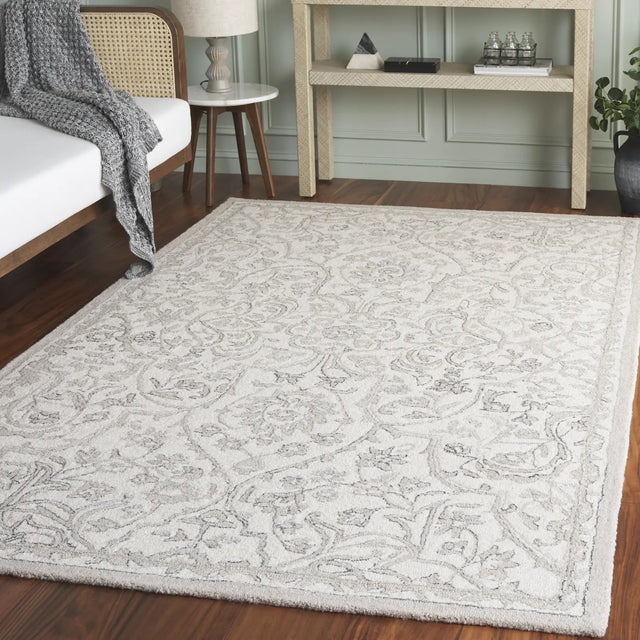 Safavieh Metro 4'-0" x 6'-0" Rug in Ivory / Beige