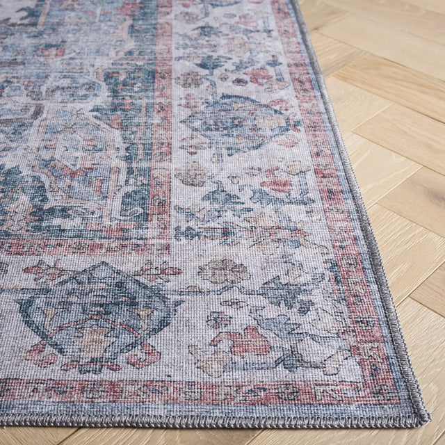 Safavieh Vintage Heriz 800 5'-3" x 7'-6" Rug in Blue / Beige