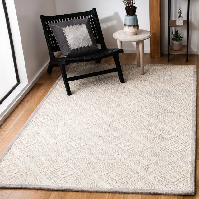 Safavieh Glamour 5'-0" x 8'-0" Rug in Grey / Ivory