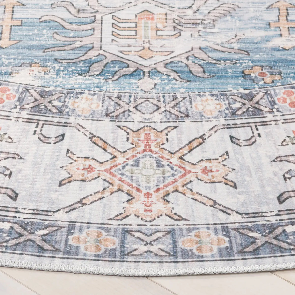 Safavieh Arizona 6'-0" x 6'-0" Rug in Ivory / Light Blue