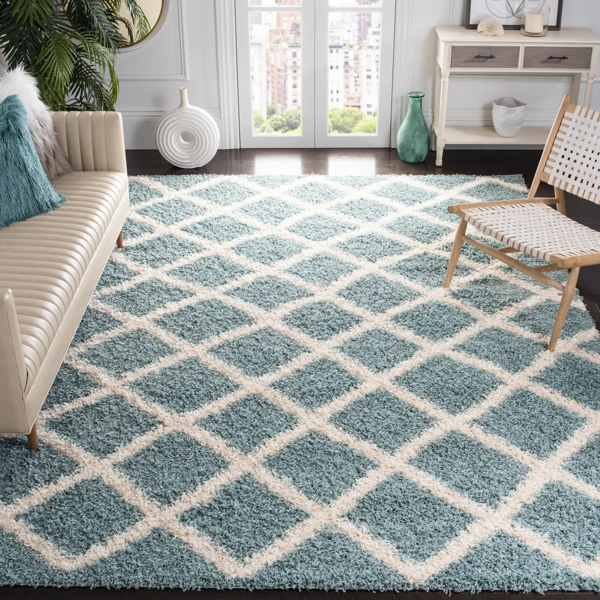 Safavieh Sgd-Dallas Shag 10'-0" x 14'-0" Rug in Seafoam / Ivory