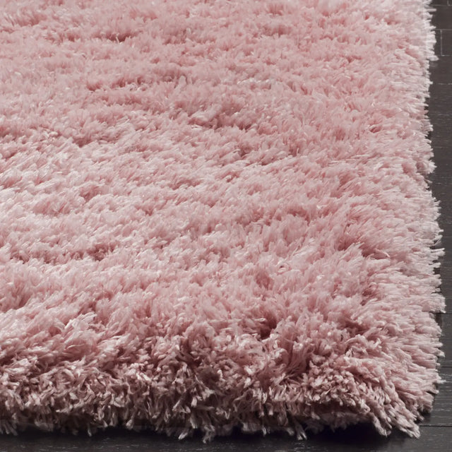 Safavieh Polar Shag 4'-0" x 6'-0" Rug in Light Pink