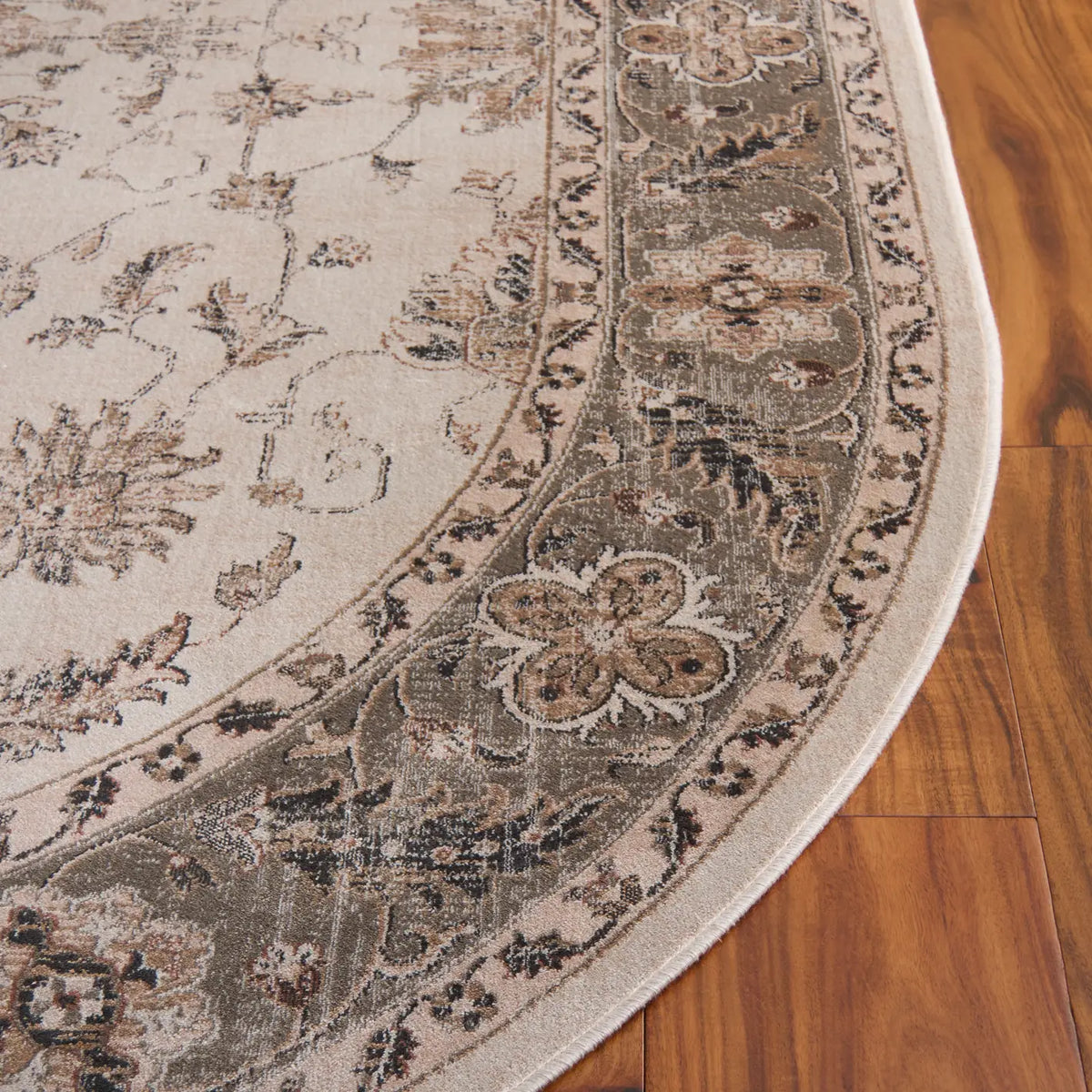 Safavieh Vintage 5'-3" x 7'-6" Rug in Stone / Mouse