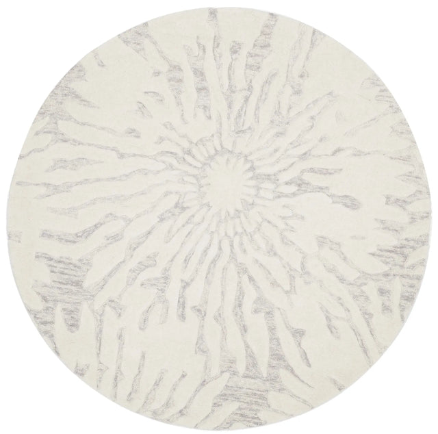 Safavieh Bella 5'-0" x 5'-0" Rug in Silver / Ivory